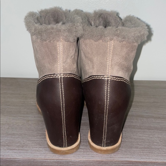 UGG Alasdair Boot - Picture 4 of 6